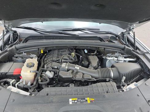 Used 2022 Jeep Grand Cherokee Limited AWD/4WD image 16