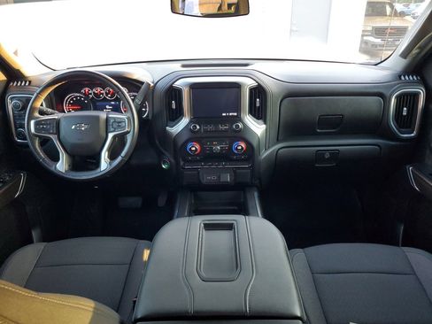 Used 2021 Chevrolet Silverado 1500 LT Trail Boss w/ Bed Protection Package AWD/4WD image 13