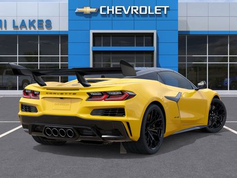 New 2026 Chevrolet Corvette ZR1 w/ ZR1 Carbon Fiber Aero Package image 4