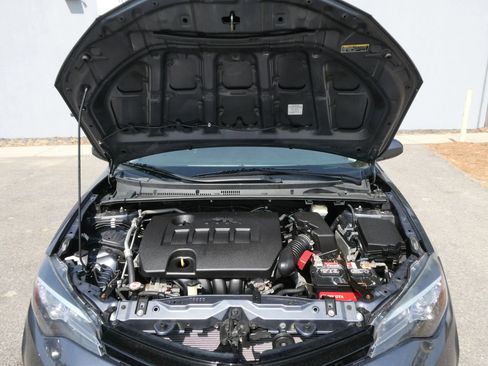 Used 2017 Toyota Corolla LE w/ Carpet Mat Package (TMS) FWD image 28