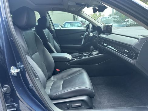 Used 2025 Honda Accord EX-L image 17