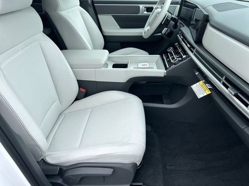 New 2026 Hyundai Santa Fe SE FWD image 13