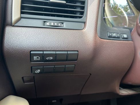 Used 2018 Lexus RX 350 FWD w/ Premium Package image 32