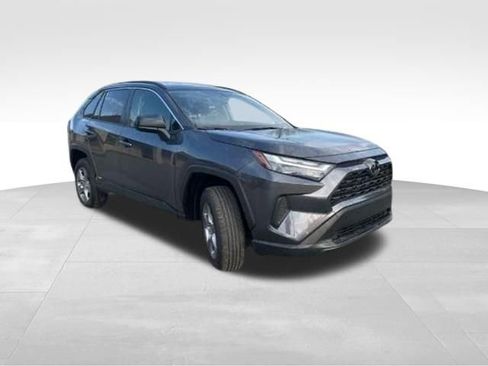Used 2025 Toyota RAV4 LE image 10