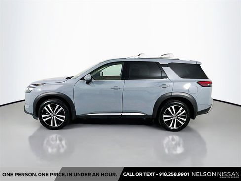 Certified 2024 Nissan Pathfinder Platinum w/ Cargo Package image 8