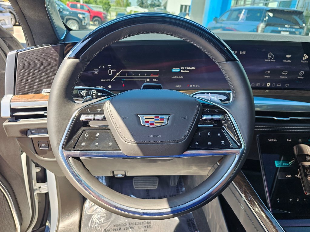 Used 2025 Cadillac Escalade ESV Sport Platinum w/ LPO, ONYX Package AWD/4WD image 28