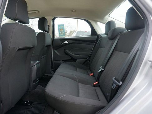 Used 2018 Ford Focus SE w/ Cold Weather Package image 22