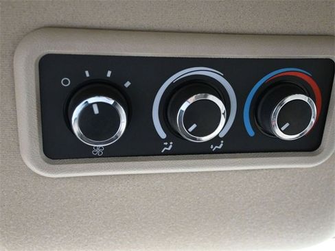 Used 2024 Chevrolet Express 3500 LT w/ LT Preferred Equipment Group image 27