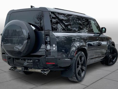 Used 2025 Land Rover Defender 130 V8 image 12
