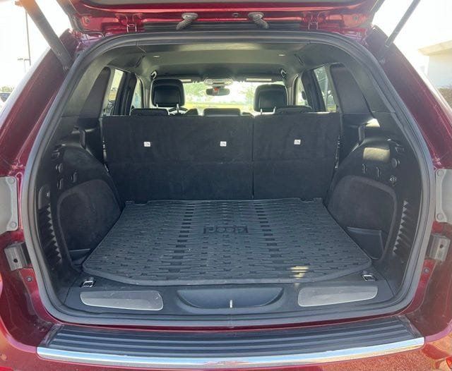 Certified 2019 Jeep Grand Cherokee Limited w/ Trailer Tow Group IV AWD/4WD image 26