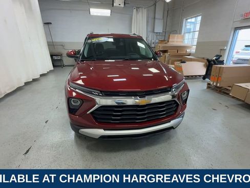 Certified 2024 Chevrolet TrailBlazer LT w/ Convenience Package FWD image 3