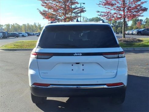 Certified 2024 Jeep Grand Cherokee Limited image 5