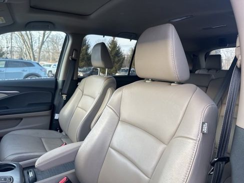 Certified 2022 Honda Pilot Special Edition image 6