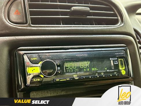 Used 1999 Chevrolet Corvette Convertible w/ Performance Handling Pkg image 13