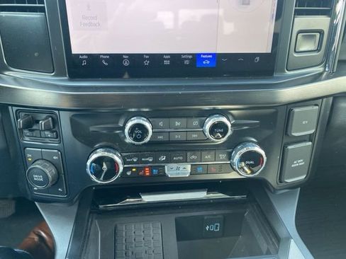 Used 2024 Ford F250 Lariat w/ Sport Appearance Package AWD/4WD image 23