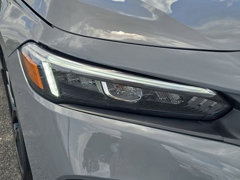 Used 2025 Honda Civic Sport image 7
