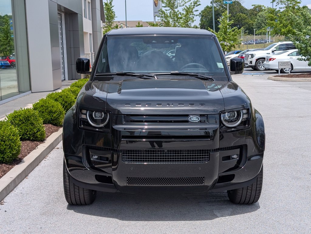New 2026 Land Rover Defender 110 V8 AWD/4WD image 10