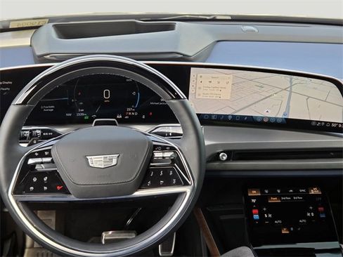 New 2026 Cadillac Vistiq Premium Luxury w/ LPO, Floor Liner Package image 12