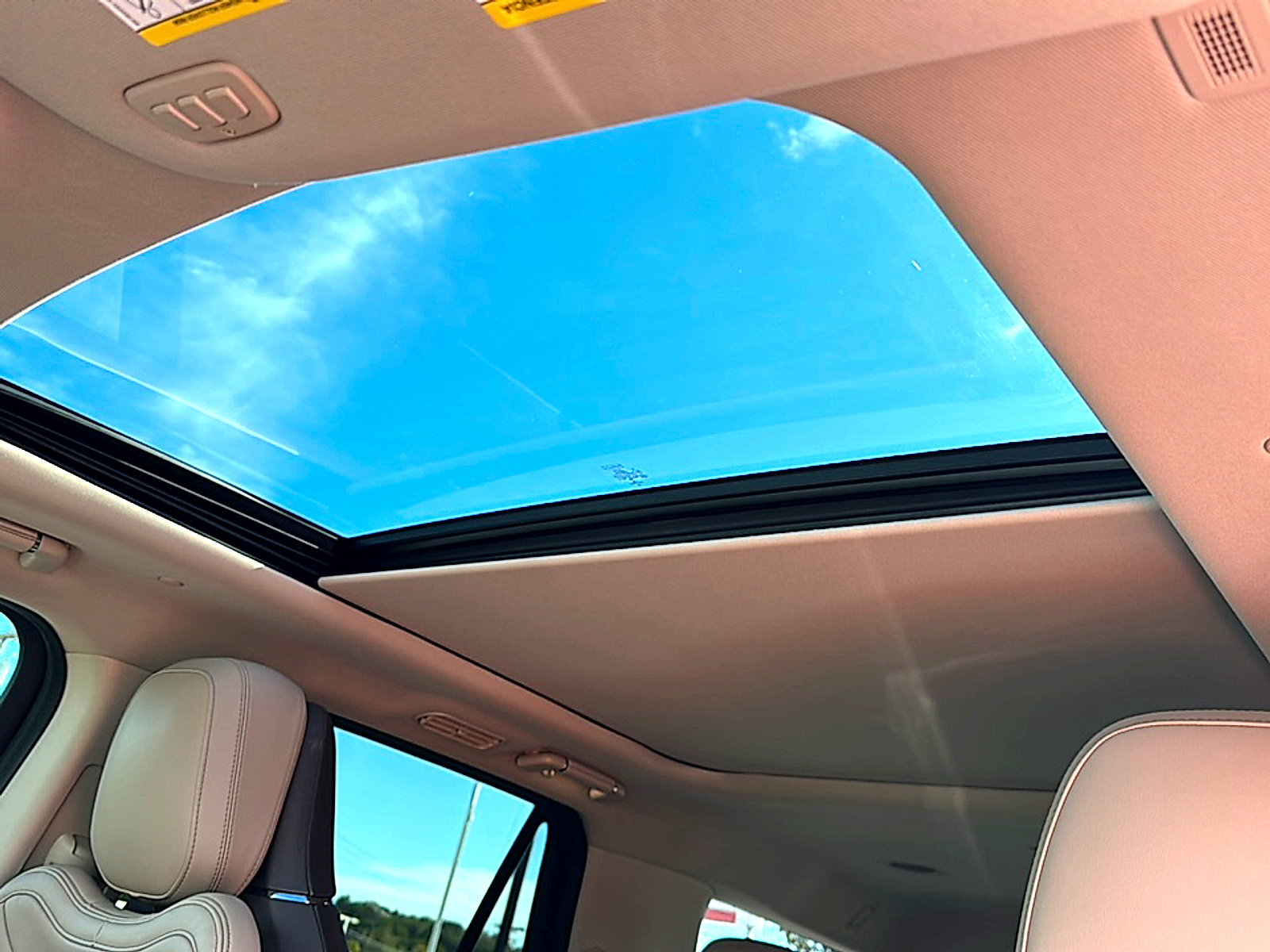Used 2022 Lincoln Navigator Reserve RWD image 16