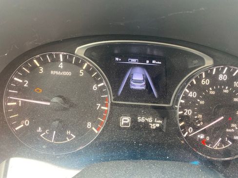 Used 2015 Nissan Pathfinder SV w/ Cargo Package FWD image 1