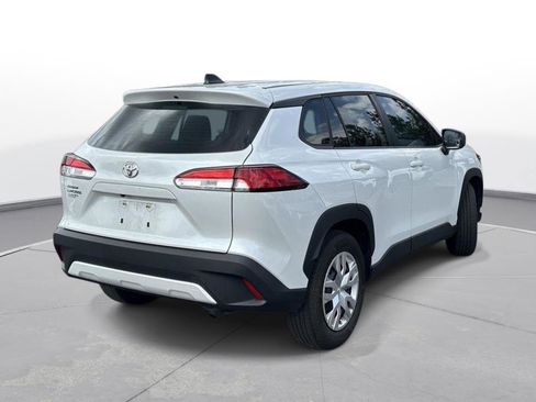 Used 2024 Toyota Corolla Cross L image 6