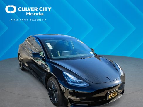 Used 2020 Tesla Model 3 Long Range image 1