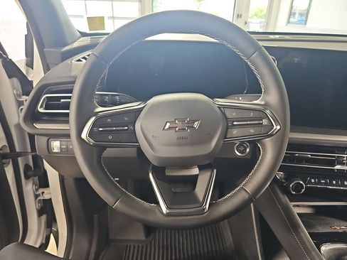 Certified 2026 Chevrolet Traverse LT w/ Midnight/Sport Edition FWD image 26