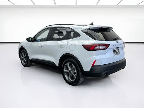 Used 2025 Ford Escape ST-Line FWD image 6