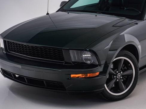 Used 2008 Ford Mustang GT Premium RWD image 4