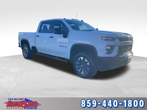 Used 2022 Chevrolet Silverado 2500 Custom w/ Custom Value Package image 5