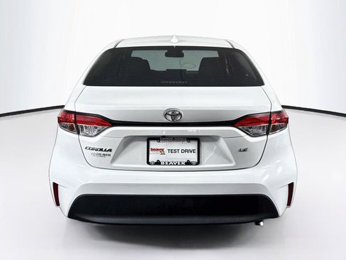 Certified 2024 Toyota Corolla LE FWD image 11