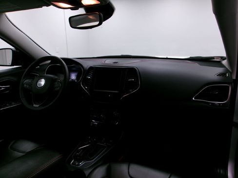 Used 2022 Jeep Cherokee Trailhawk w/ Trailer Tow Group image 3