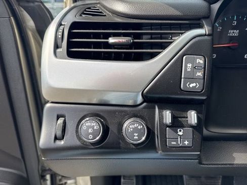 Used 2017 Chevrolet Tahoe Premier image 16