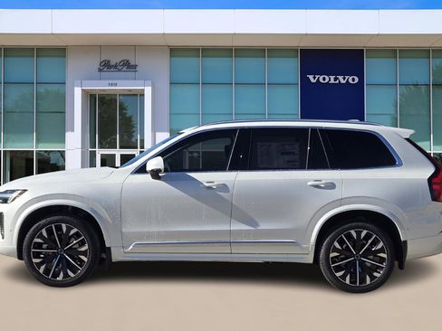 New 2026 Volvo XC90 B5 Plus image 3