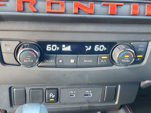 Used 2025 Nissan Frontier PRO-4X w/ Interior Protection Package AWD/4WD image 21