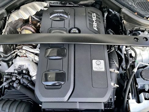 Certified 2025 Mercedes-Benz GLC 43 AMG 4MATIC image 34