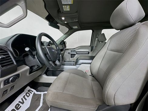 Used 2018 Ford F150 XLT w/ Equipment Group 302A Luxury image 22