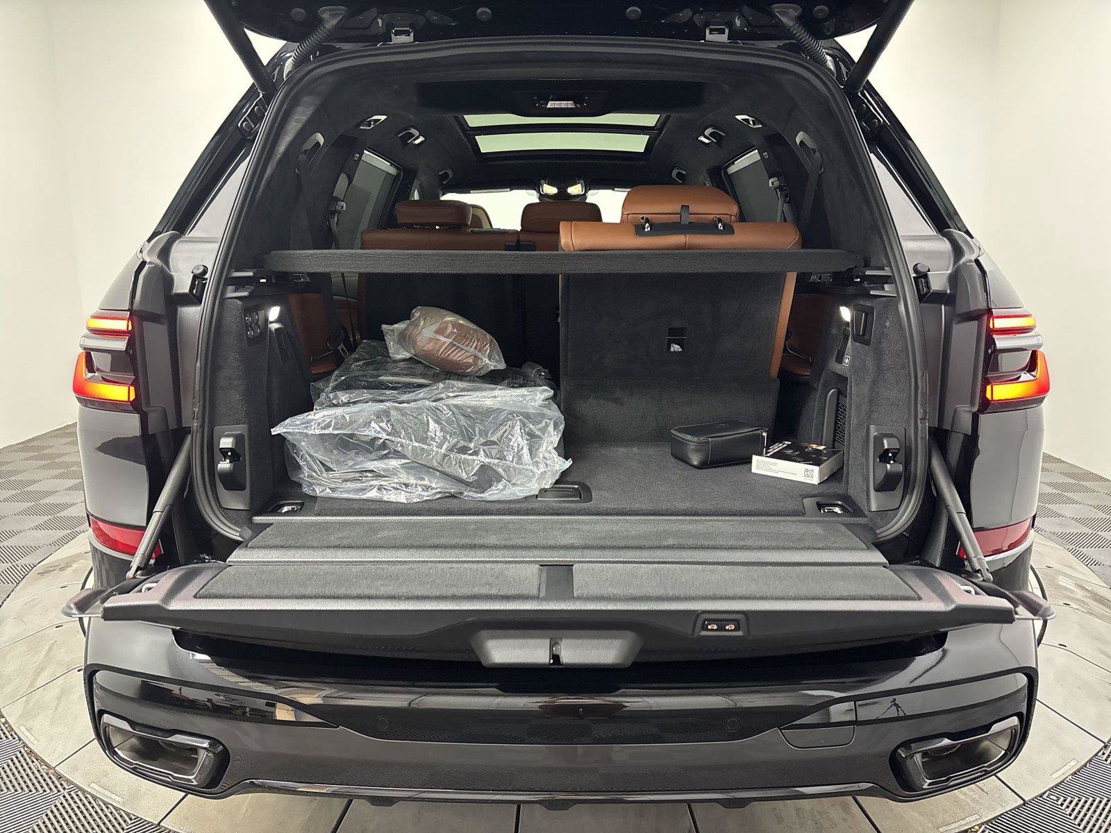 New 2027 BMW X7 xDrive40i w/ Executive Package AWD/4WD image 21