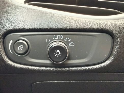 Used 2023 Chevrolet Malibu LT FWD image 27