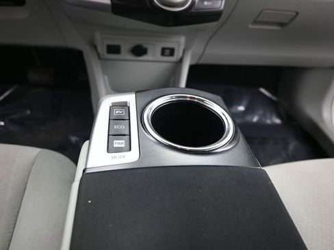 Used 2014 Toyota Prius V Three FWD image 14