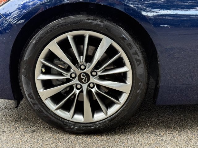 Used 2023 INFINITI Q50 Luxe w/ Cargo Package RWD image 10