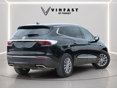 Used 2024 Buick Enclave Premium AWD/4WD image 3