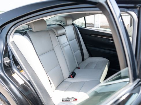 Used 2014 Lexus ES 350 w/ Luxury Package FWD image 18