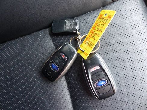 Used 2017 Subaru Legacy 2.5i Sport image 47