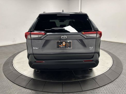 Used 2022 Toyota RAV4 XLE Premium AWD/4WD image 11