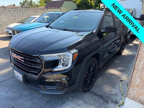 Used 2023 GMC Terrain SLE w/ Elevation Edition FWD image 1
