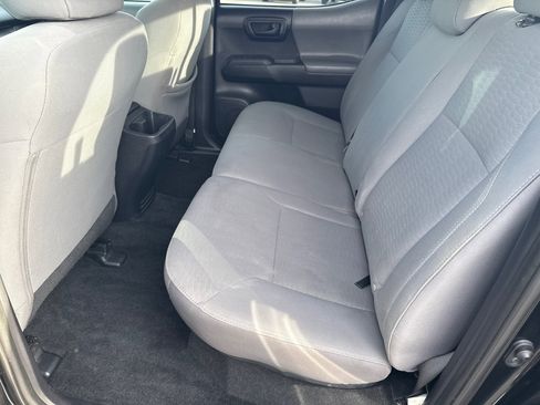 Used 2019 Toyota Tacoma SR w/ SR Convenience Package RWD image 15