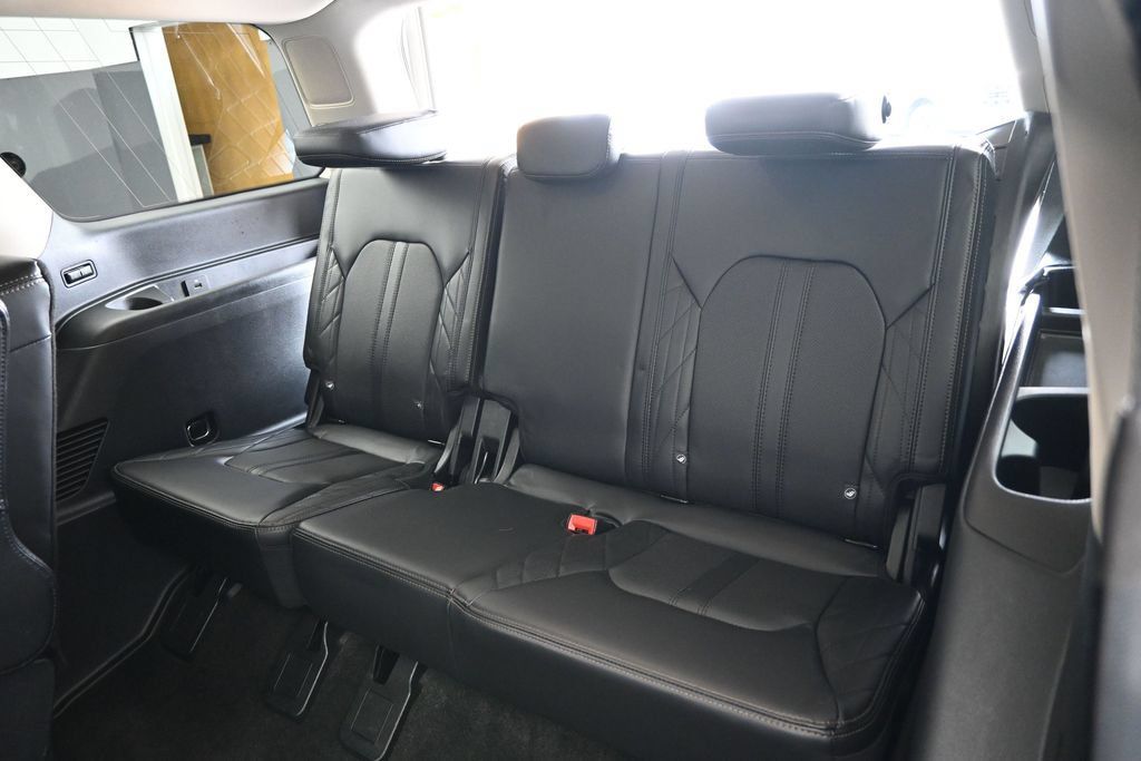 Certified 2020 Ford Expedition Platinum AWD/4WD image 25