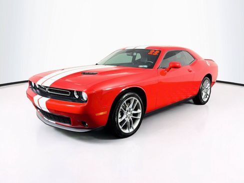 Used 2023 Dodge Challenger SXT w/ Plus Package AWD/4WD image 7