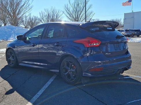 Used 2016 Ford Focus ST w/ Equipment Group 402A image 7